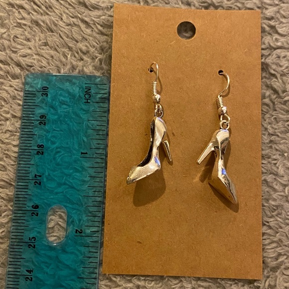 Stiletto pumps high heels dangle earrings - Picture 2 of 3